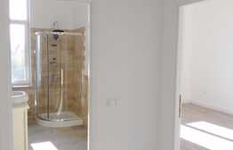 Apartament 3 camere, 88 mp, terasa, boxa subsol, zona strazii Emil Racovita