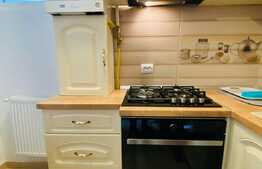 Apartament modern, 60 mp, teren 300 mp, zona Pietei 14 Iulie