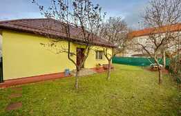 Apartament modern, 60 mp, teren 300 mp, zona Pietei 14 Iulie