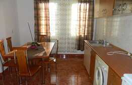 Apartament 3 camere, 65 mp, decomandat, parcare, zona Big