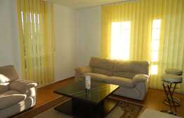 Apartament 3 camere, 65 mp, decomandat, parcare, zona Big