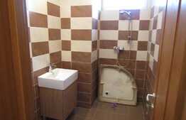 3 camere, 105 mp, etaj intermediar, imobil nou, terasa, zona strazii Govora