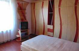 5 camere, 220 mp, imobil de tip casa, zona Piata Engels