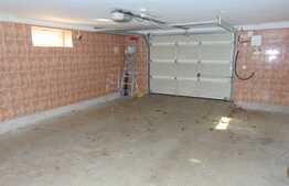 5 camere, 220 mp, imobil de tip casa, zona Piata Engels