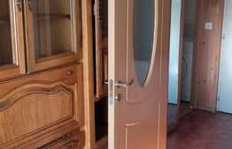 De vanzare apartament cu 3 camere, 68 mp, zona Iulius Mall