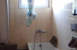 De vanzare apartament cu 3 camere, 68 mp, zona Iulius Mall