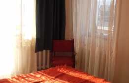 De vanzare apartament cu 3 camere, 68 mp, zona Iulius Mall