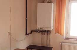 De vanzare apartament cu 3 camere, 68 mp, zona Iulius Mall