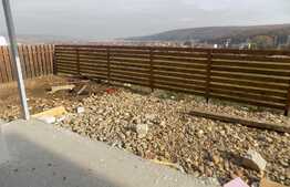 Duplex de 120 mp utili, teren de 250 mp! Semifinisat! Zona Gilau!