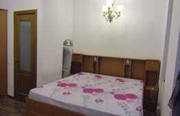 Apartament 4 camere, 145 mp, boxa, curte comuna, zona Piata Muzeului