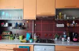 Apartament 3 camere, 54 mp, mobilat si utilat, parcare! Zona strazii Subcetate!