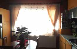 Apartament 3 camere, 54 mp, mobilat si utilat, parcare! Zona strazii Subcetate!