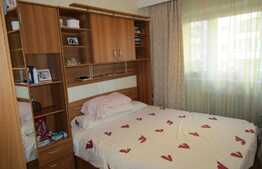 Apartament 4 camere, 80 mp, decomandat, boxa, zona strazii Aurel Vlaicu