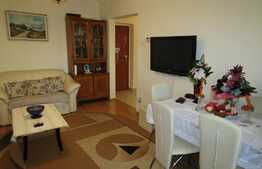 Apartament 4 camere, 80 mp, decomandat, boxa, zona strazii Aurel Vlaicu