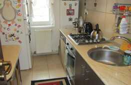 Apartament 3 camere, 54 mp, parcare, zona Auchan Iris