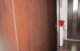 Apartament 3 camere, 54 mp, parcare, zona Auchan Iris