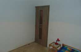 Apartament 3 camere, 60 mp, decomandat, zona Aleea Retezat