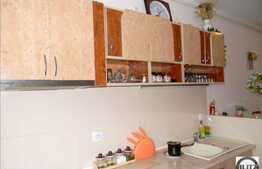 De vanzare apartament 2 camere, 48 mp, zona Edgar Quinet. Mobilat si utilat!