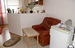 De vanzare apartament 2 camere, 48 mp, zona Edgar Quinet. Mobilat si utilat!