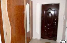 De vanzare apartament 2 camere, 48 mp, zona Edgar Quinet. Mobilat si utilat!