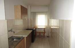 De vanzare garsoniera, 41,65 mp, decomandata, etaj intermediar, zona Kaufland