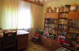 Apartament 4 camere, 81,03 mp, decomandat, boxa, zona strazii Negoiu