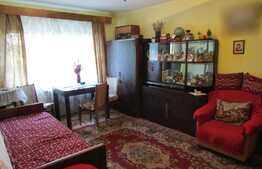 Apartament 3 camere, 65 mp, decomandat, boxa, zona strazii Nicolae Titulescu