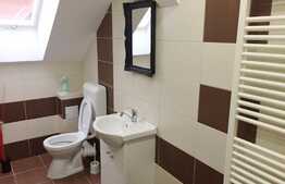 Apartament invaluit in eleganta si confort. 55 mp, terasa, zona Oncos. La cheie!