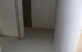 Apartament 2 camere, balcon de 11 mp, parcare! Zona strazii Florilor!