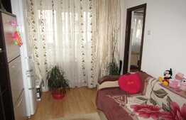 De vanzare garsoniera, 24 mp, decomandata, zona Expo Transilvania