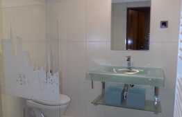 Apartament 3 camere, 57 mp, terasa 20 mp, garaj, parcare, zona Iulius Mall