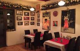 Restaurant cu terasa in zona foarte buna