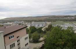 PANORAMA DEOSEBITA! Apartament 3 camere, 93 mp, terasa 25 mp, garaj, parcare, zona VIVO!