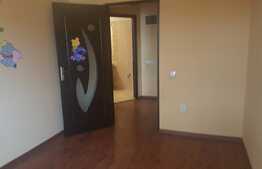 Vanzare 3 camere, 69 mp, terasa de 30 mp! Parcare! Zona strazii Stejarului!