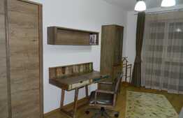 Apartament cu 3 camere,  85 mp, aer conditionat, zona Complex Platinia