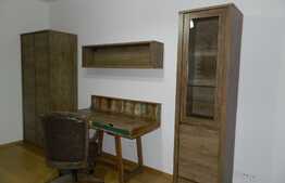 Apartament cu 3 camere,  85 mp, aer conditionat, zona Complex Platinia