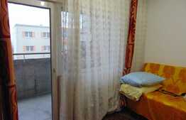 Apartament 2 camere, 43 mp, decomandat, zona Hotel Paradis