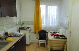 Apartament 2 camere, 43 mp, decomandat, zona Hotel Paradis