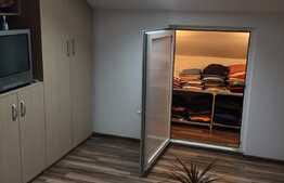 Apartament pe doua niveluri, 5 camere, 135 mp! La cheie! Zona strazii Cetatii!