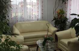 Apartament pe doua niveluri, 5 camere, 135 mp! La cheie! Zona strazii Cetatii!