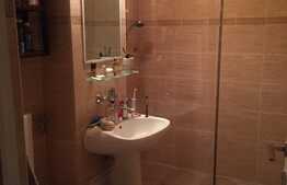 4 camere, 83 mp, decomandat, boxa, garaj, parcare, zona strazii Alexandru Vlahuta