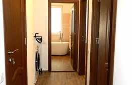 3 camere, decomandat, mobilat modern, prima inchiriere, imobil nou, parcare subterana, zona Iulius Mall.