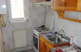 De inchiriat 2 camere, decomandate, 50 mp, zona strazii Scortarilor