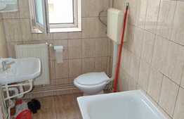 De inchiriat 2 camere, decomandate, 50 mp, zona strazii Scortarilor