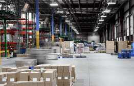 Hala moderna cu pod rulant