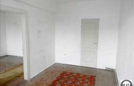 2 camere de vanzare , cu boxa depozitare  si loc de parcare in garaj