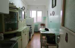 De vanzare 2 camere, 46 mp, zona strazii Parang