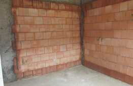 Duplex de vanzare, 116 mp utili, teren de 200 mp, semifinisat!