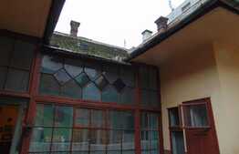 Vanzare casa, 272 mp, 302 mp teren, zona centrala!