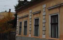 Vanzare casa, 272 mp, 302 mp teren, zona centrala!